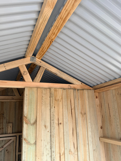 Deluxe Chicken Coop