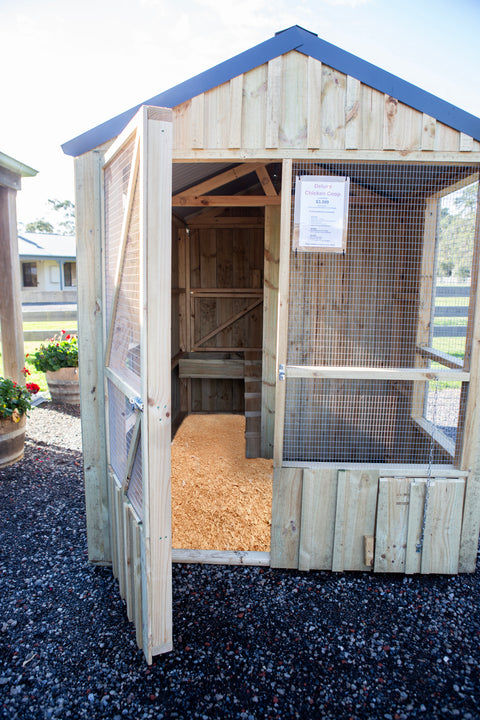 Deluxe Chicken Coop